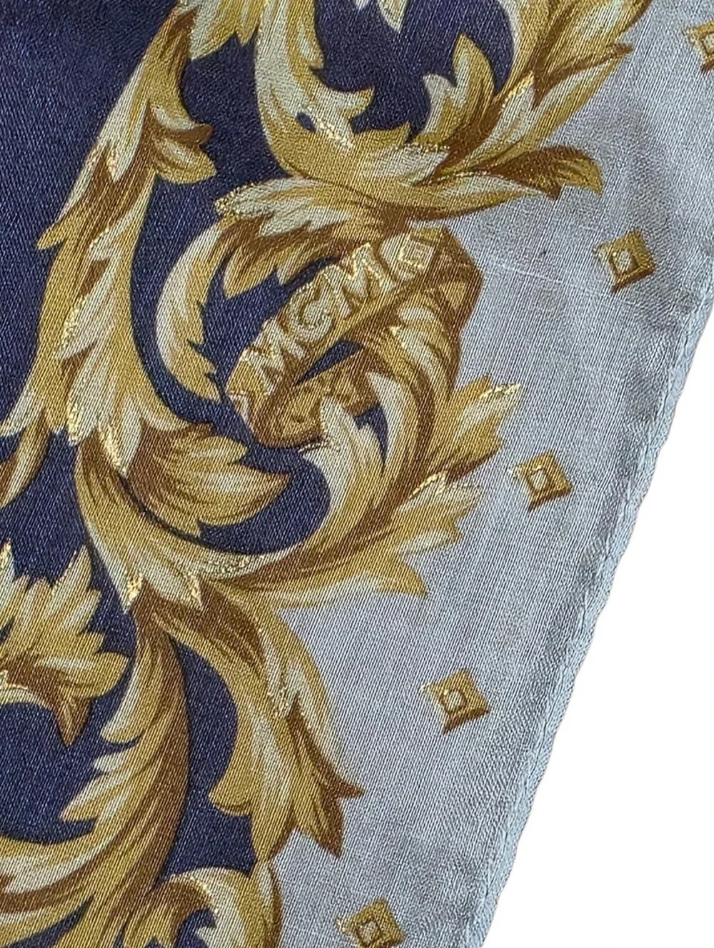 MCM SCARF